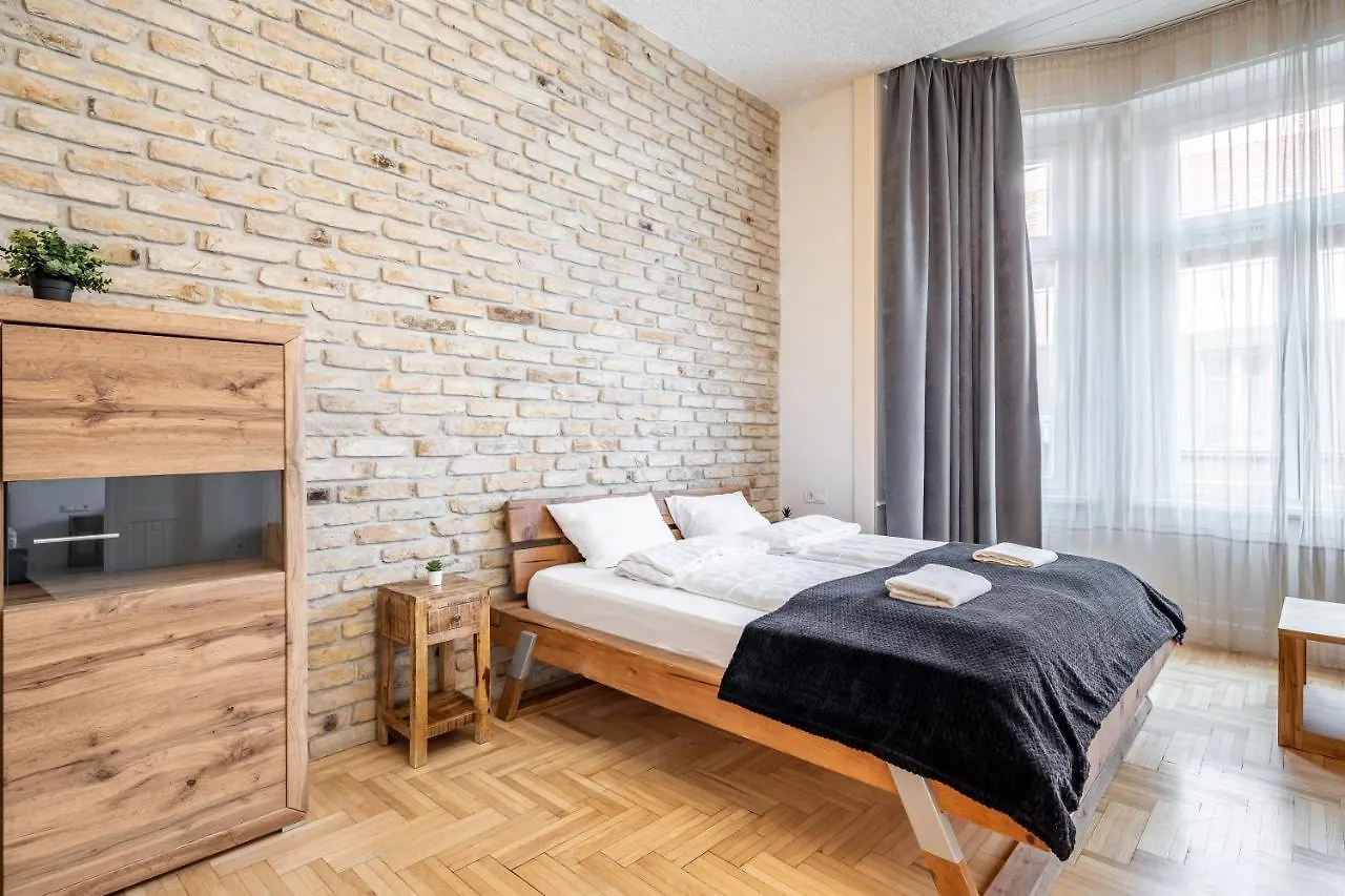 Central Luxury Apartment With Ac Budapest