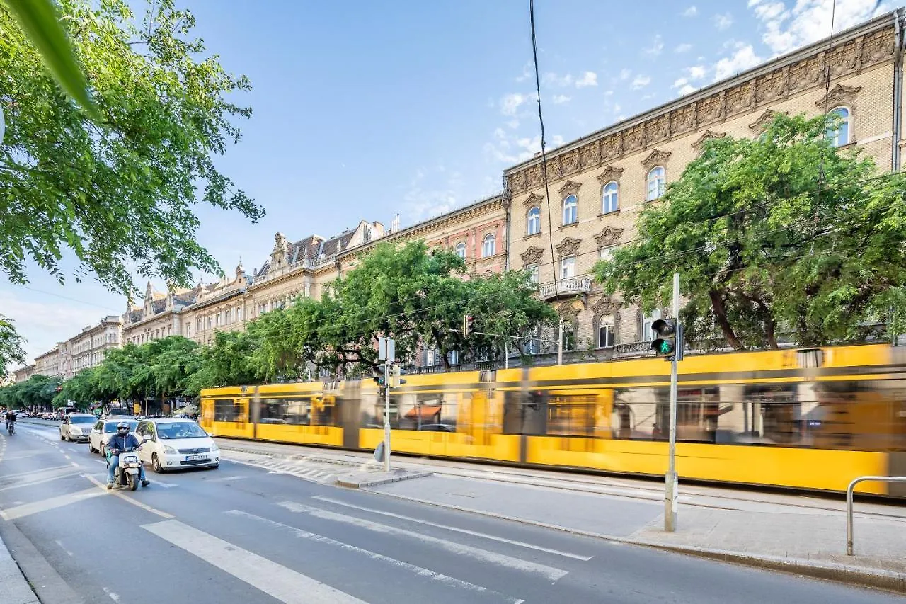 Central Luxury Apartment With Ac Budapest